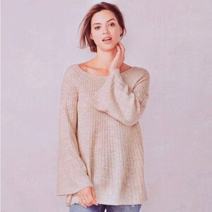 NWT Lauren Conrad Sweater Size Small